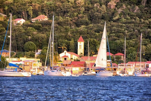 Que faire à Deshaies ? Le guide complet pour découvrir ce joyau de la Guadeloupe